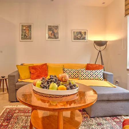 Apartment Peaceful Downtown Belgrade
